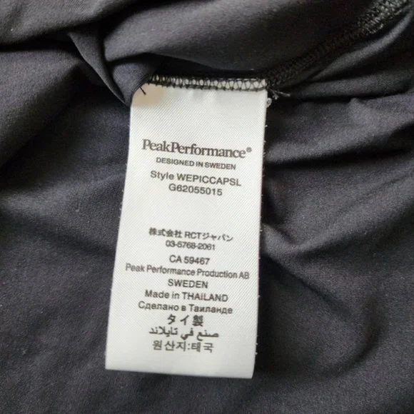 Peak Performance Epic Tee Shirt Black Back Seam Detail Lightweight - Picture 9 of 12